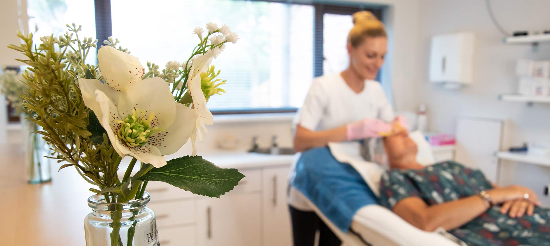 Non Surgical Cosmetic Treatments Buckinghamshire Header